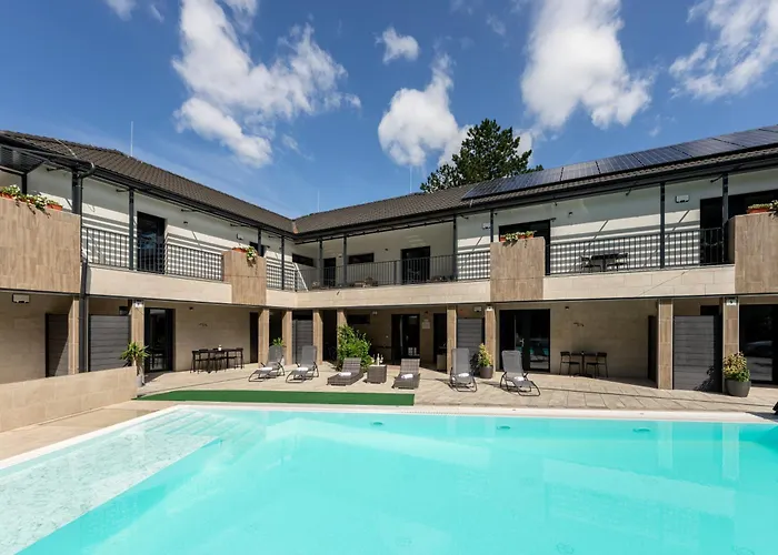 شقة فندقية Balaton Flow 4*